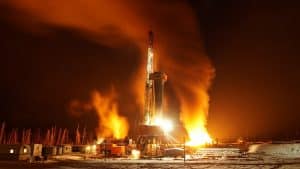 North Dakota Oil Rig Fire Injures Two Workers 